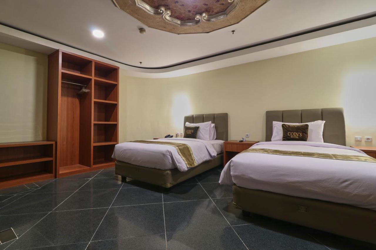 Coins Hotel Dżakarta Zewnętrze zdjęcie