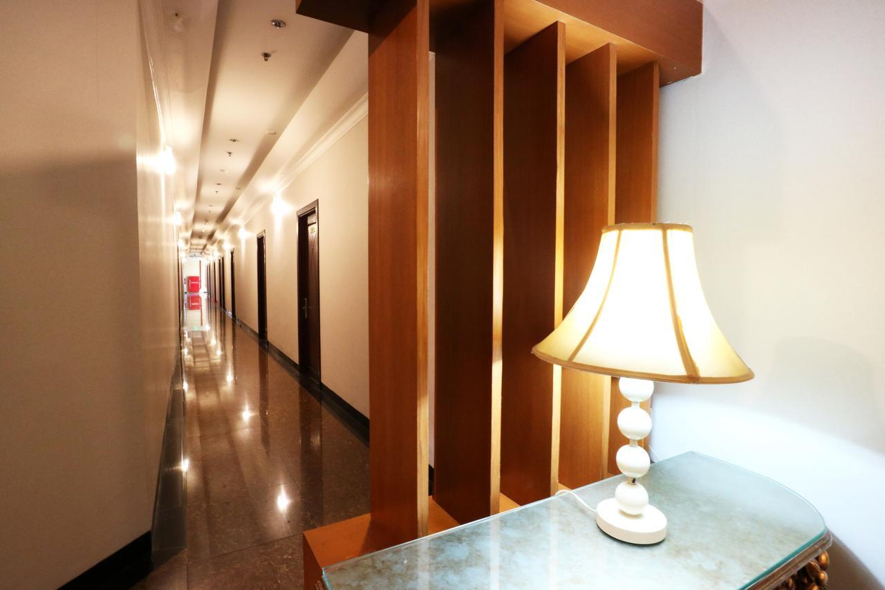 Coins Hotel Dżakarta Zewnętrze zdjęcie