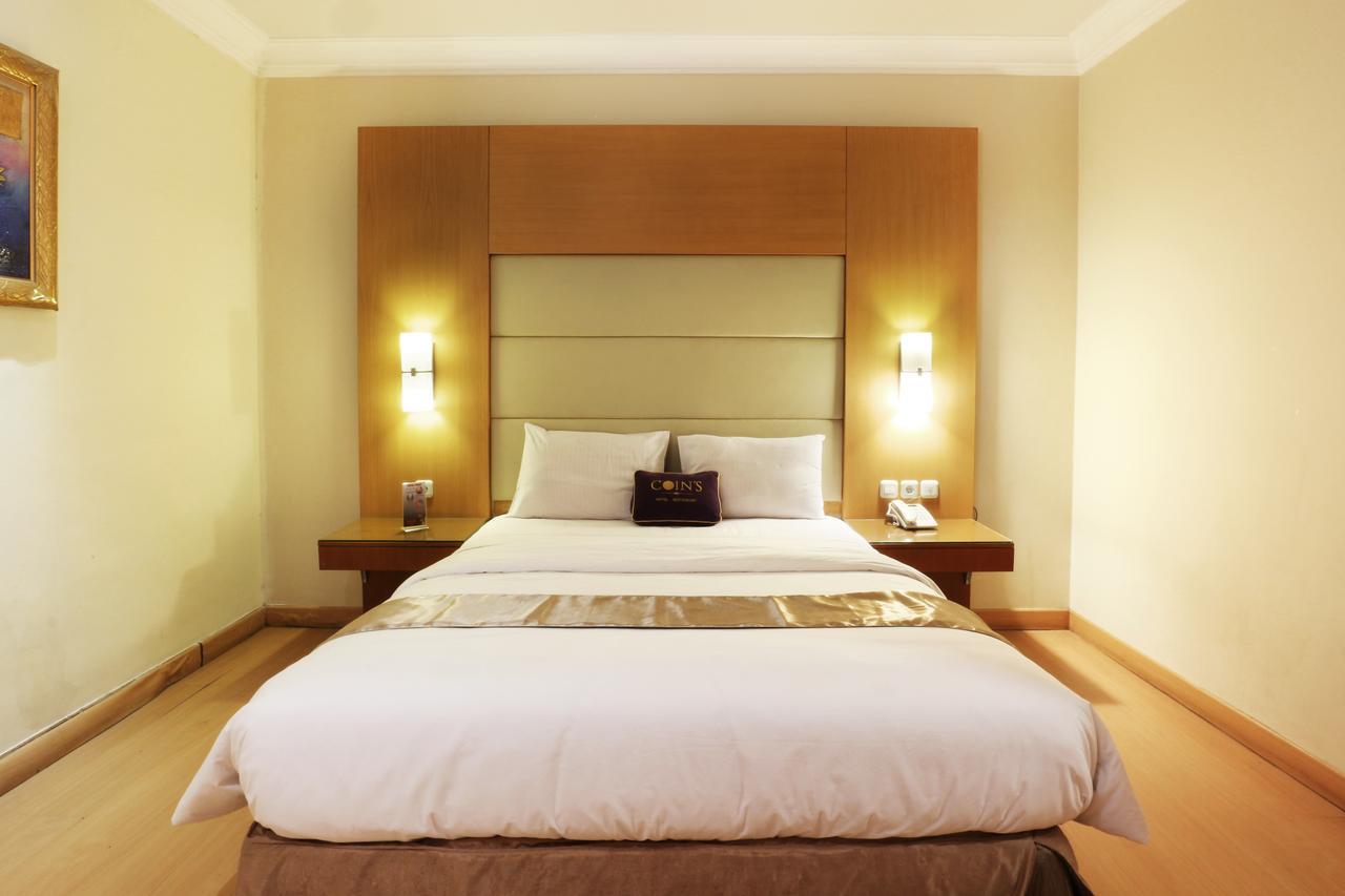 Coins Hotel Dżakarta Zewnętrze zdjęcie